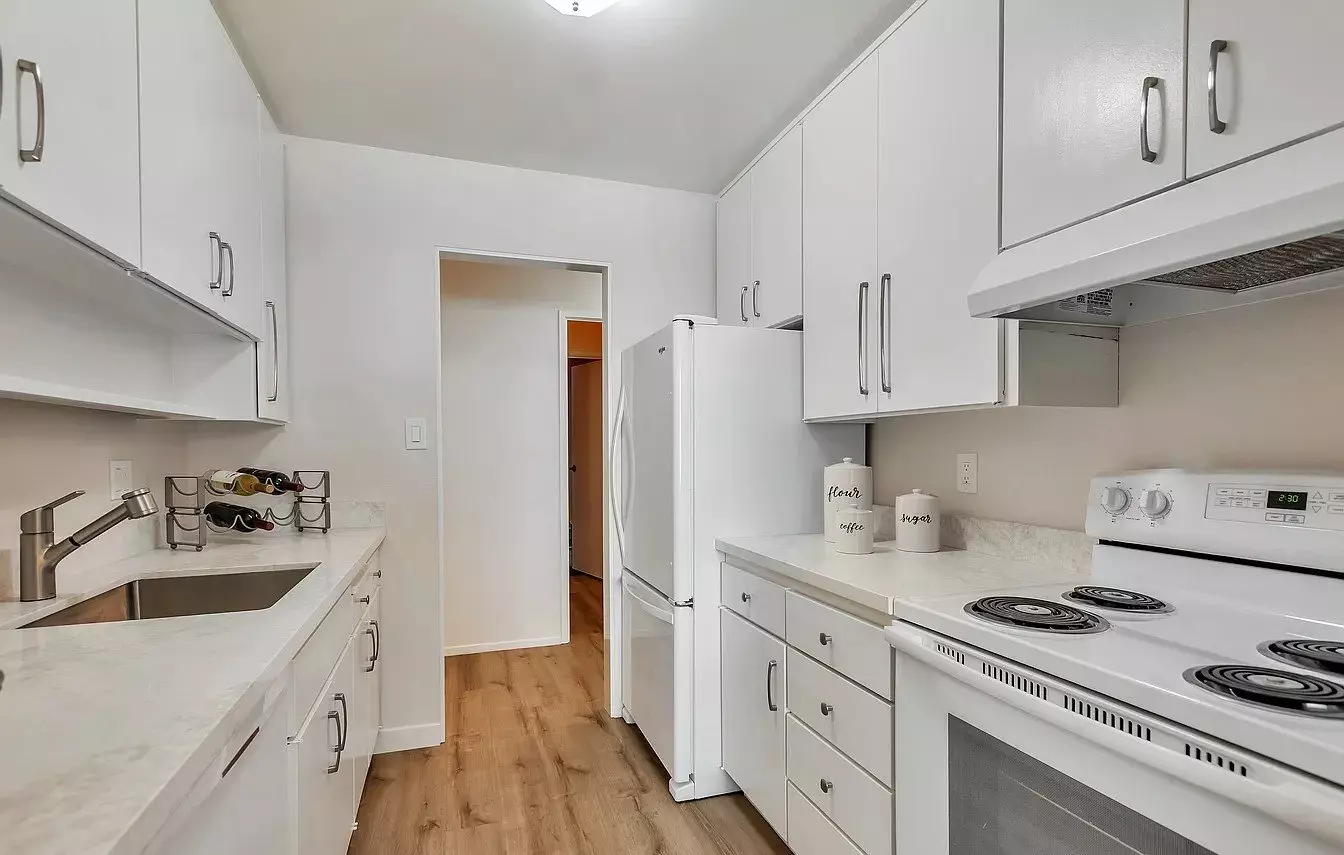 1 Bed • 1 Bath 302 floor plan