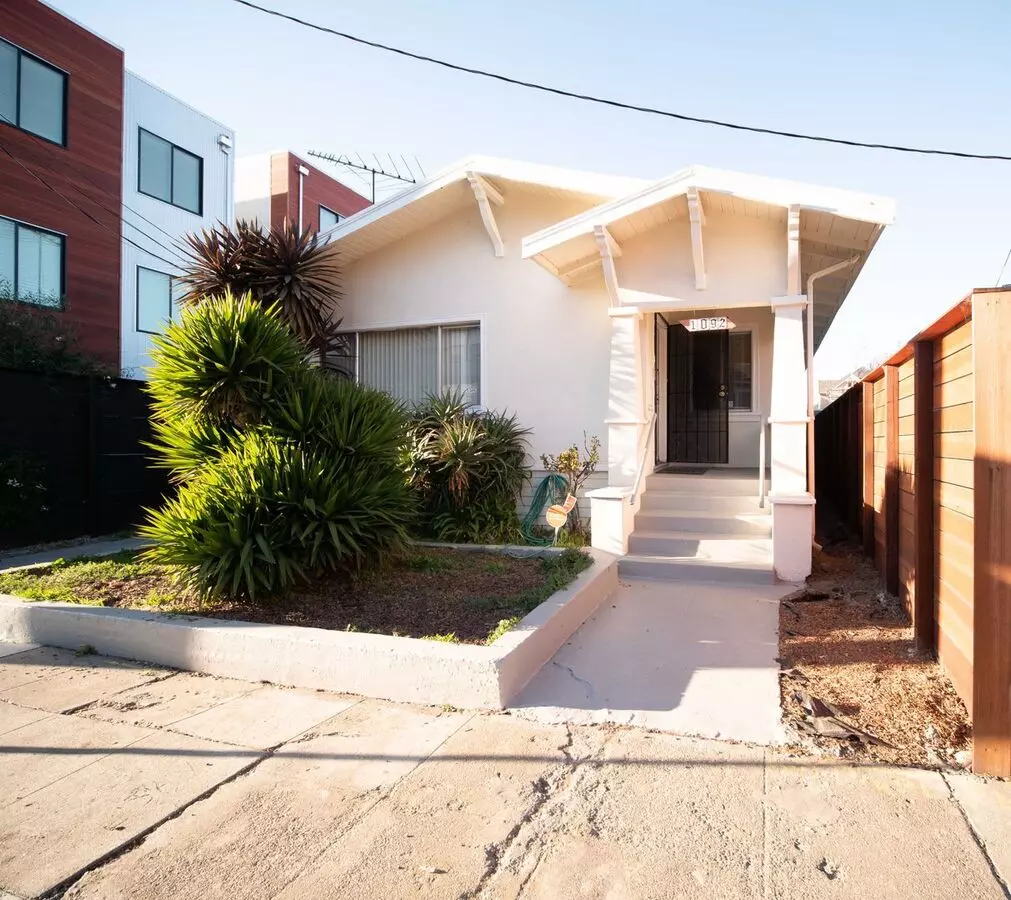 3 Beds • 1 Bath - floor plan