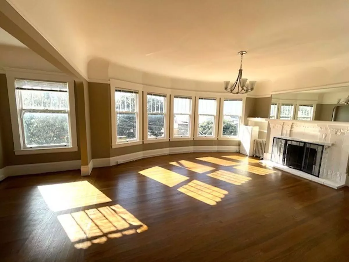 3 Beds • 1 Bath floor plan