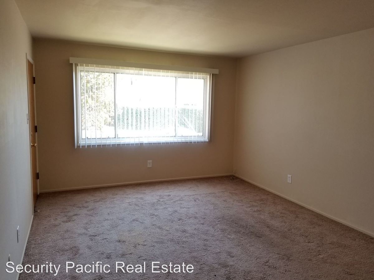 2 Beds • 1 Bath floor plan