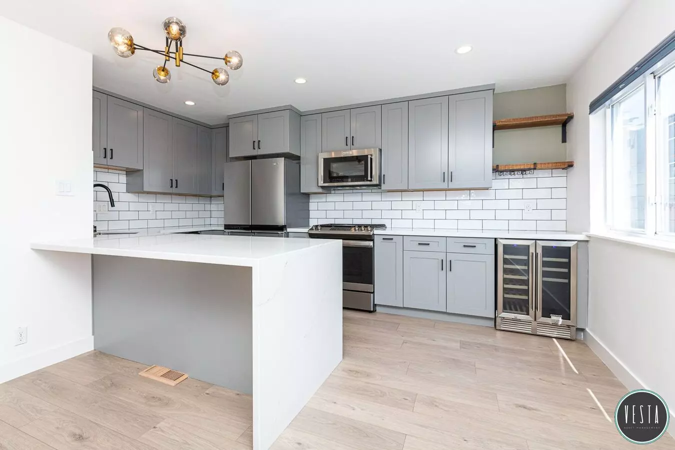 2 Beds • 1 Bath - floor plan
