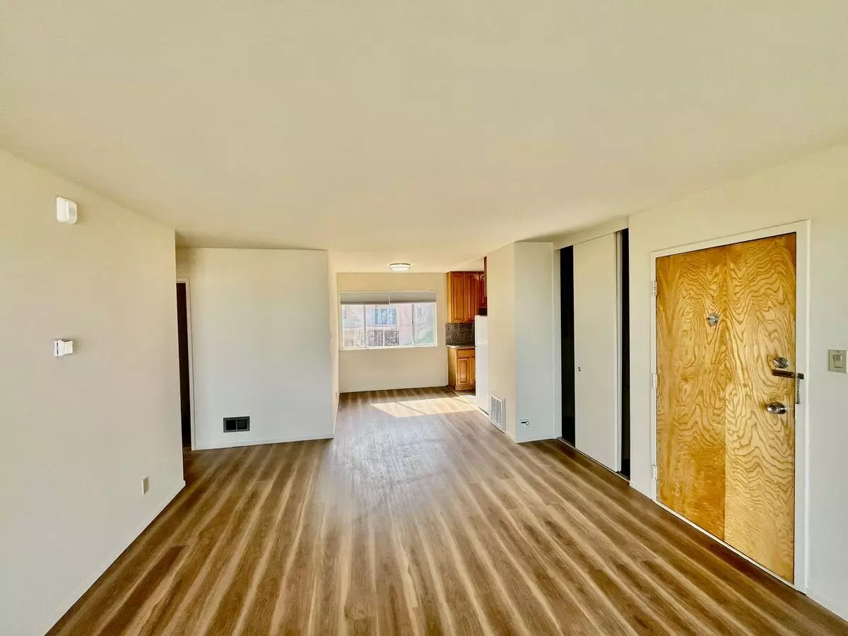 2 Beds • 1 Bath 12 floor plan