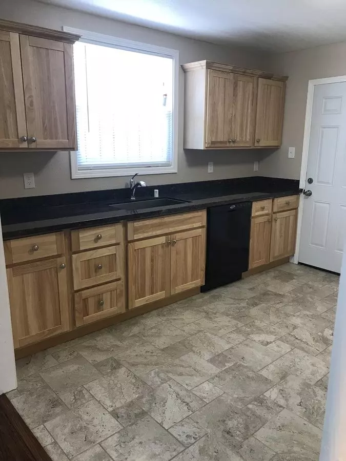 2 Beds • 1 Bath floor plan