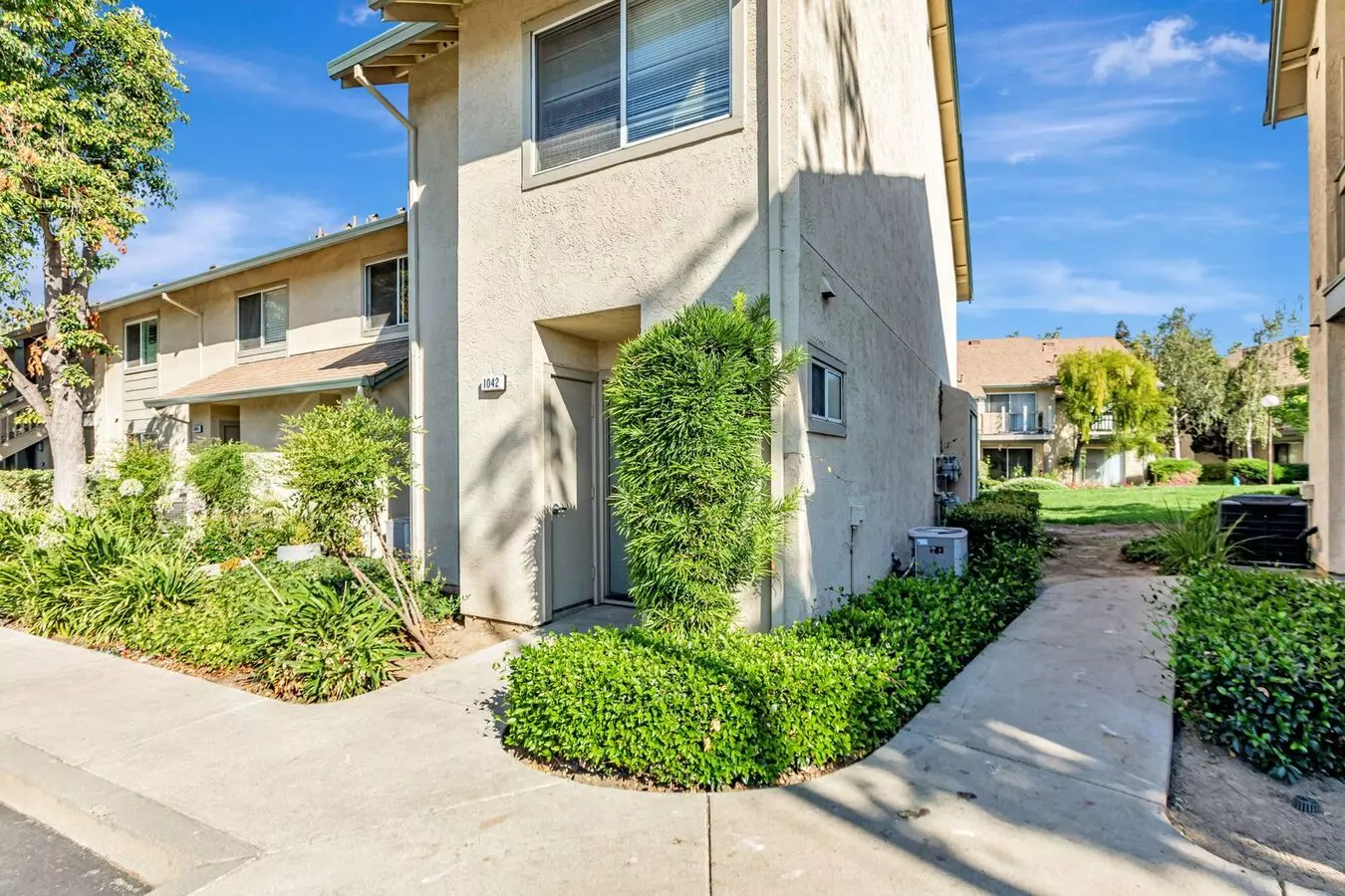 2 Beds • 2 Bath - floor plan