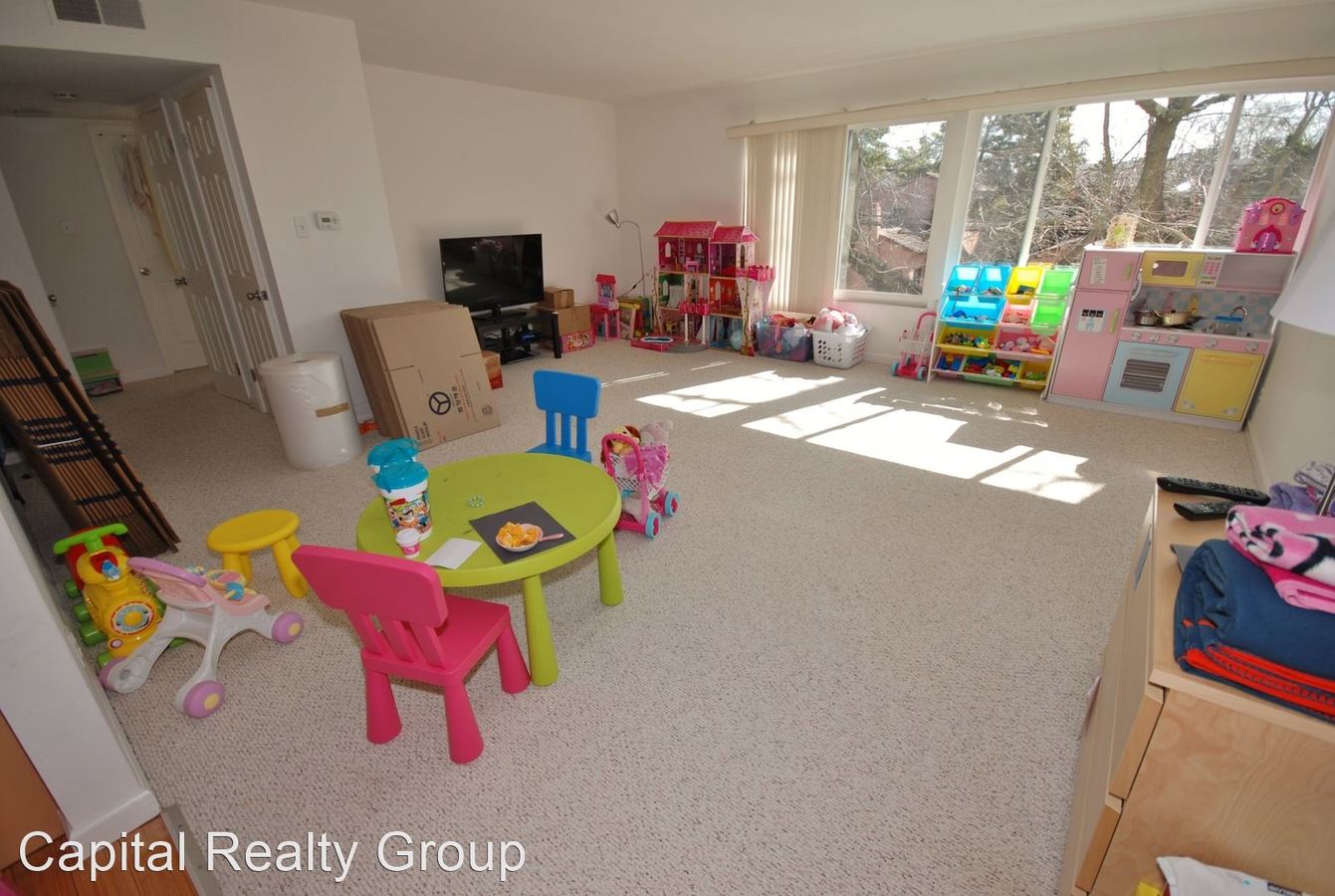 2 Beds • 1 Bath 210 floor plan