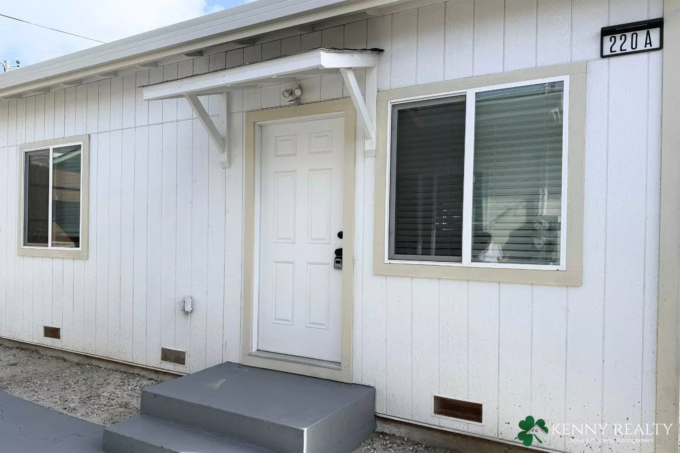 3 Beds • 2 Bath floor plan