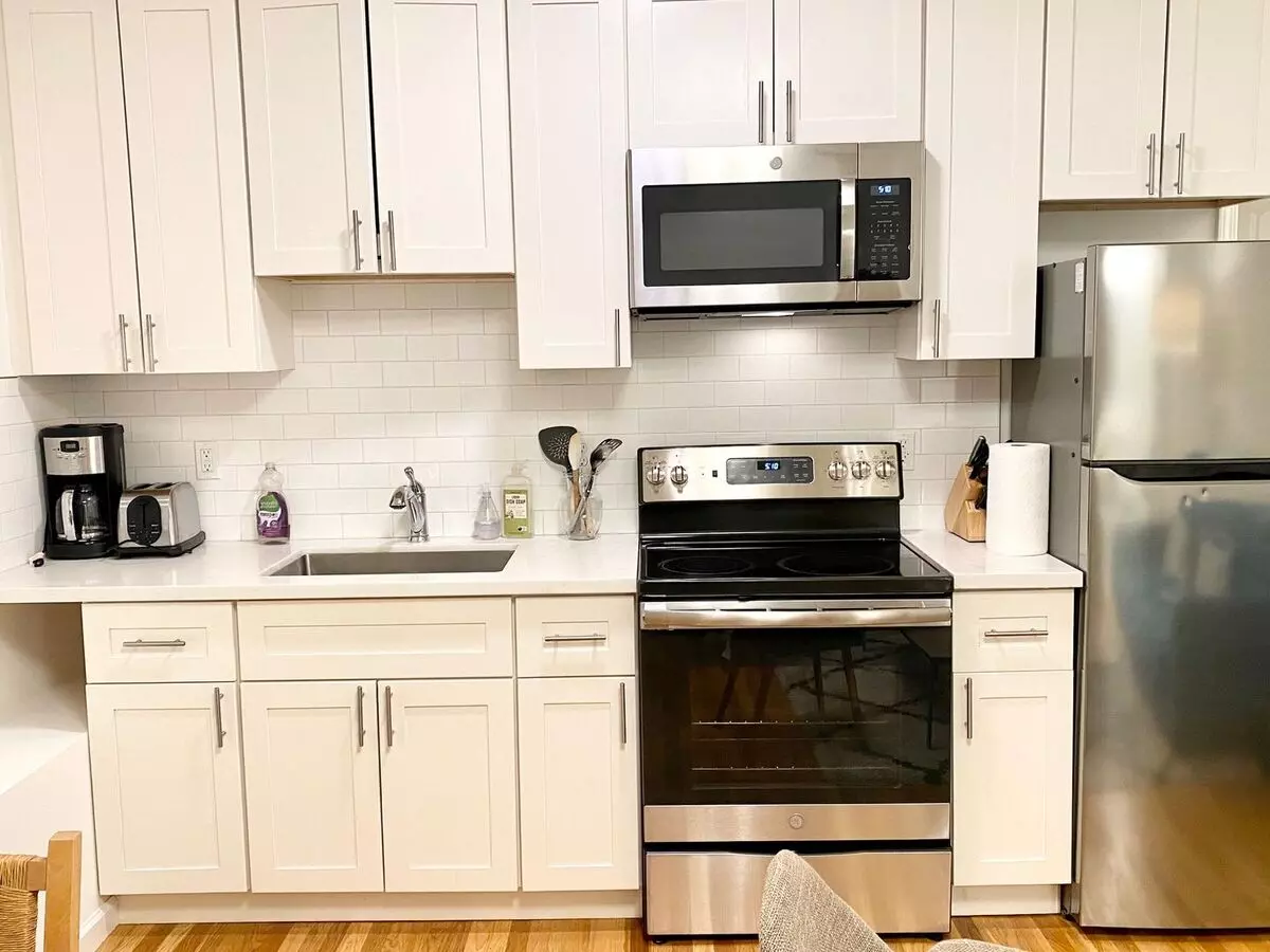 1 Bed • 2 Bath 16 floor plan