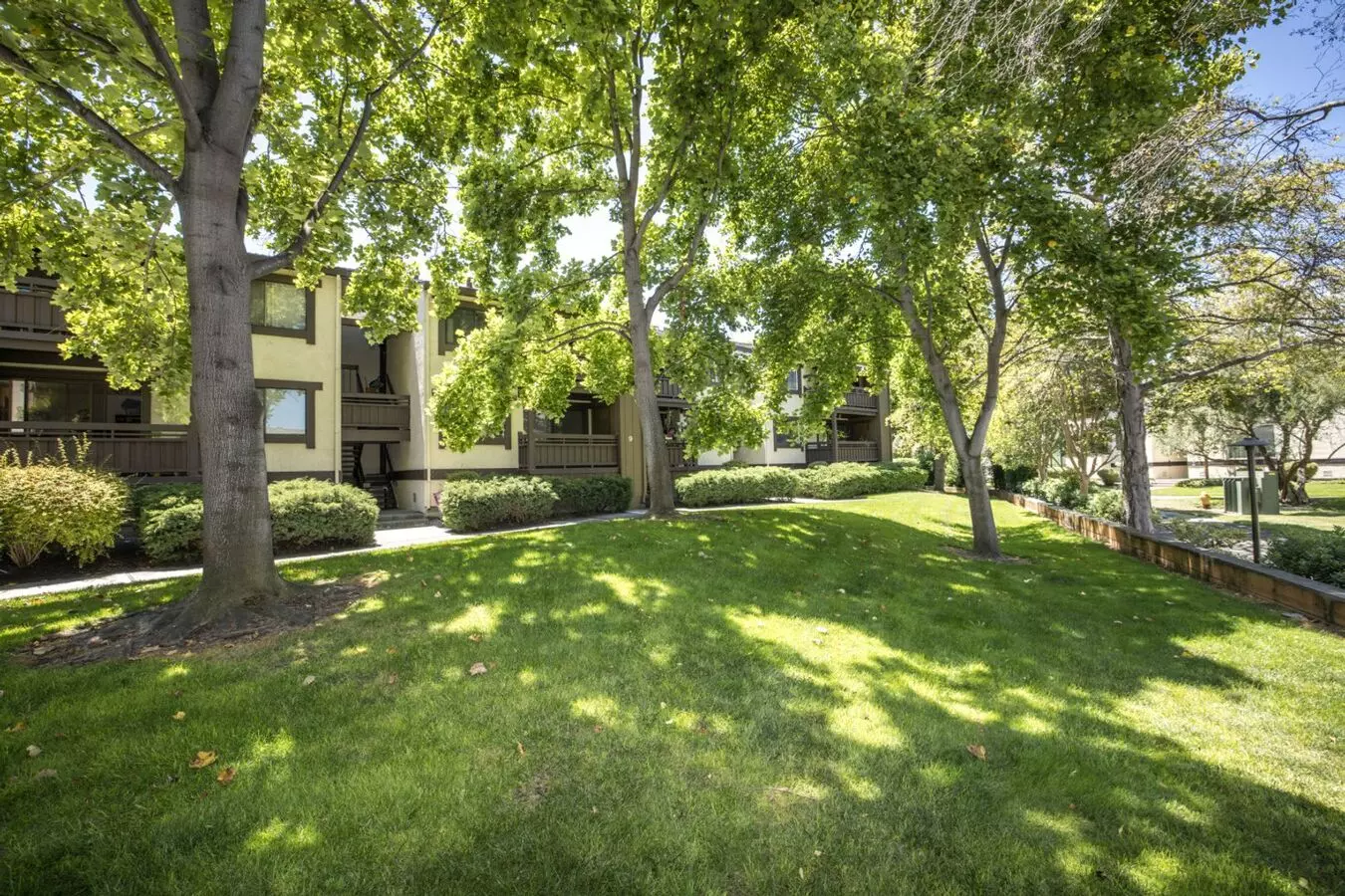 2 Beds • 2 Bath 81 floor plan
