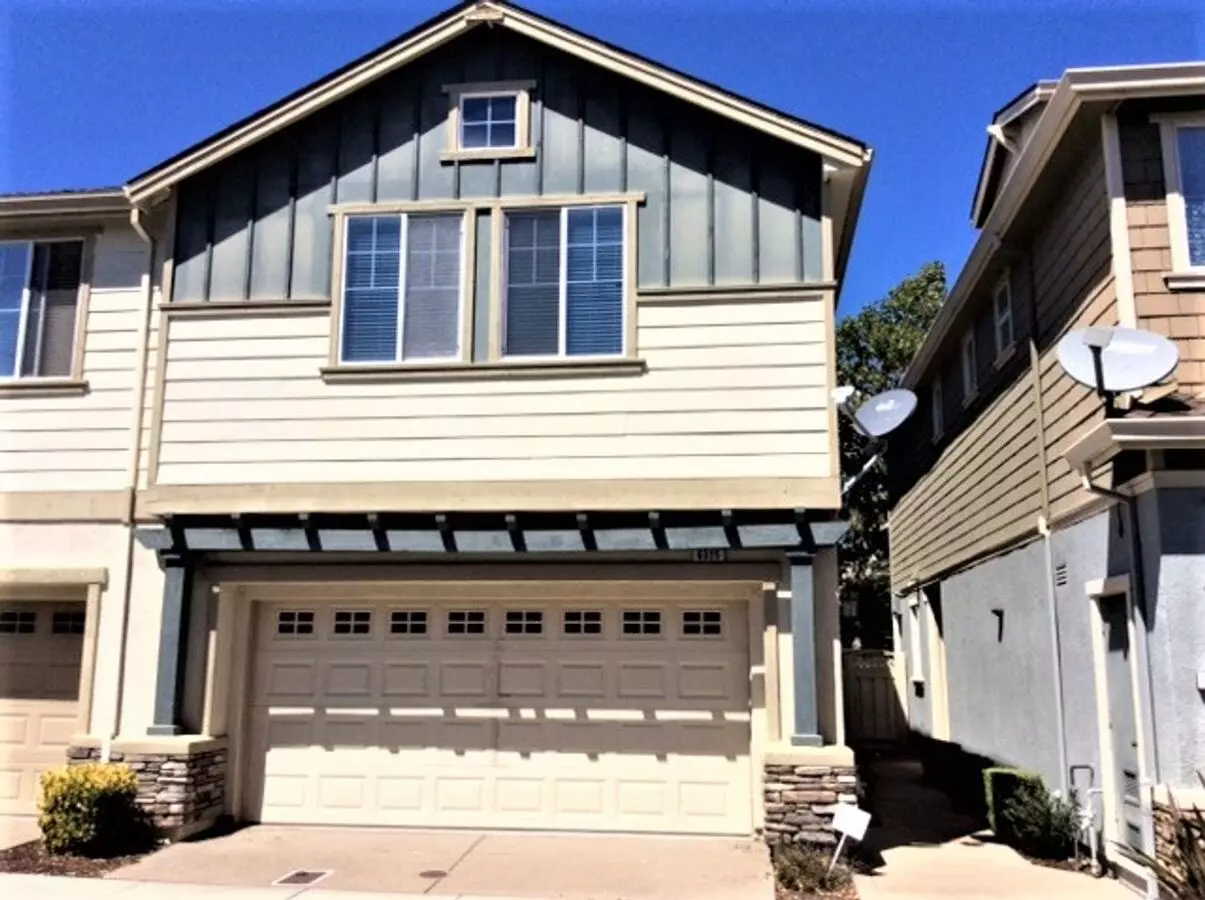 3 Beds • 2 Bath floor plan