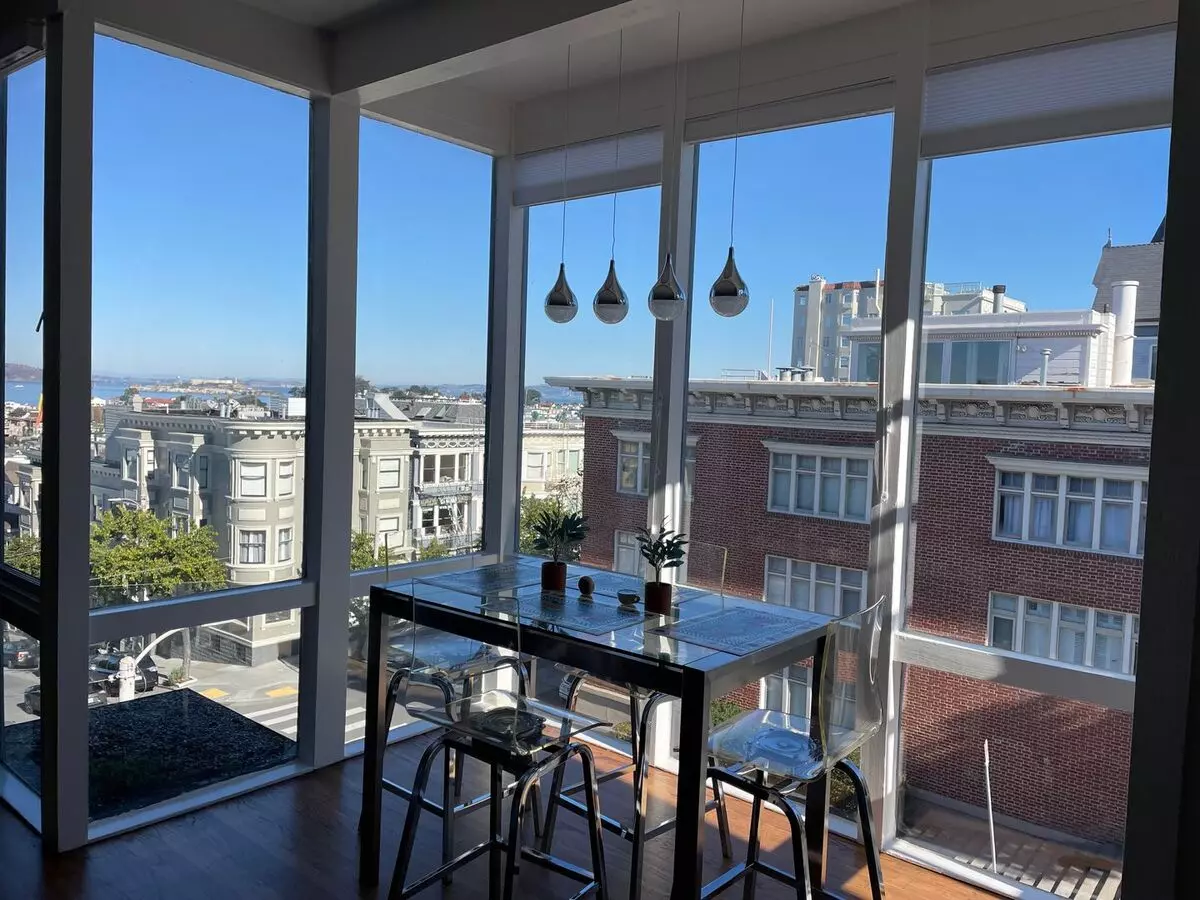 2 Beds • 1 Bath Fill-4 floor plan