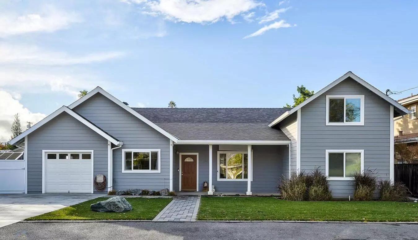 4 Beds • 2 Bath floor plan