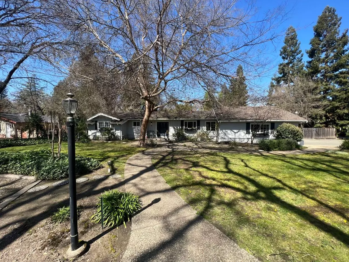 3 Beds • 2 Bath floor plan