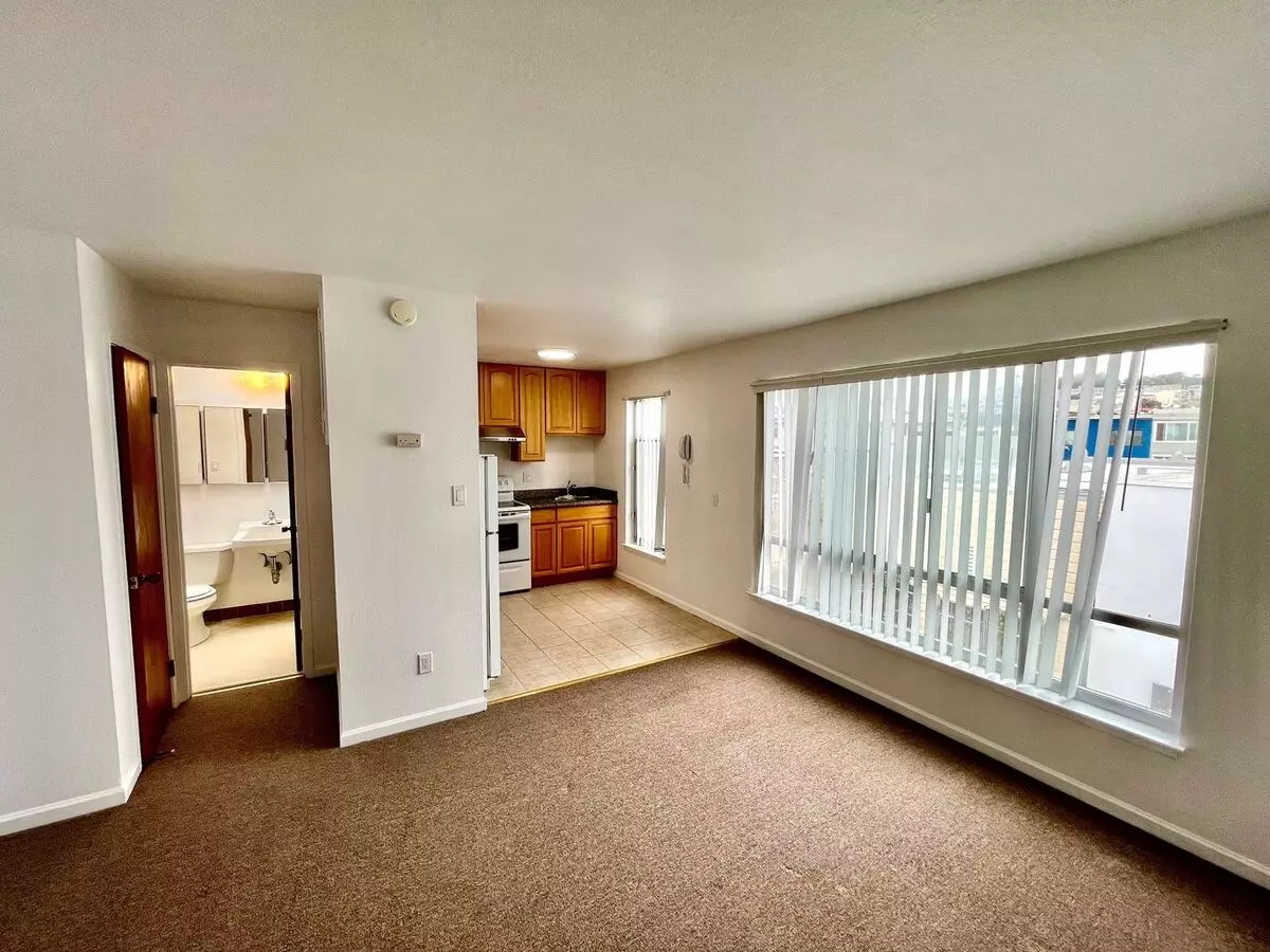 1 Bed • 1 Bath 5 floor plan