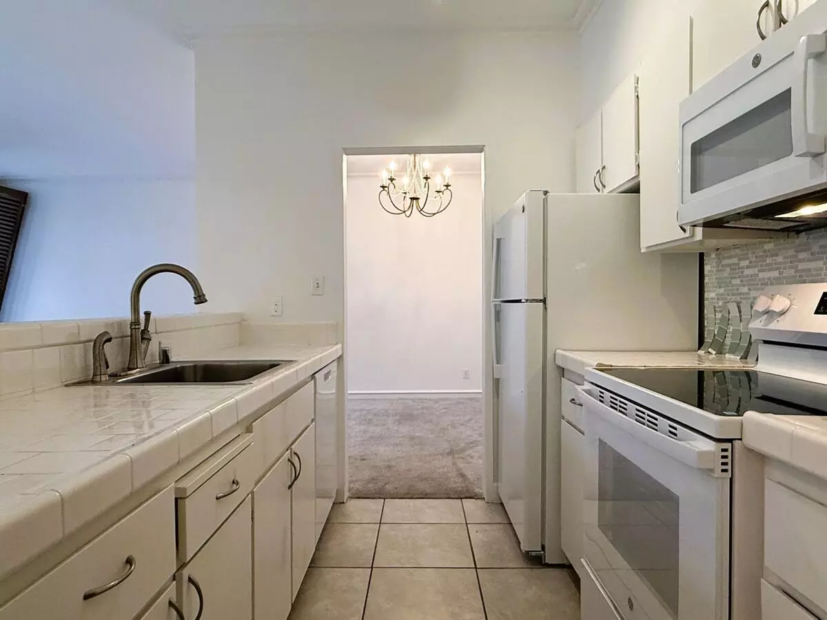 1BR/1BA floor plan