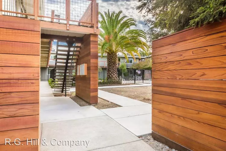 3 Beds • 2 Bath 8 floor plan
