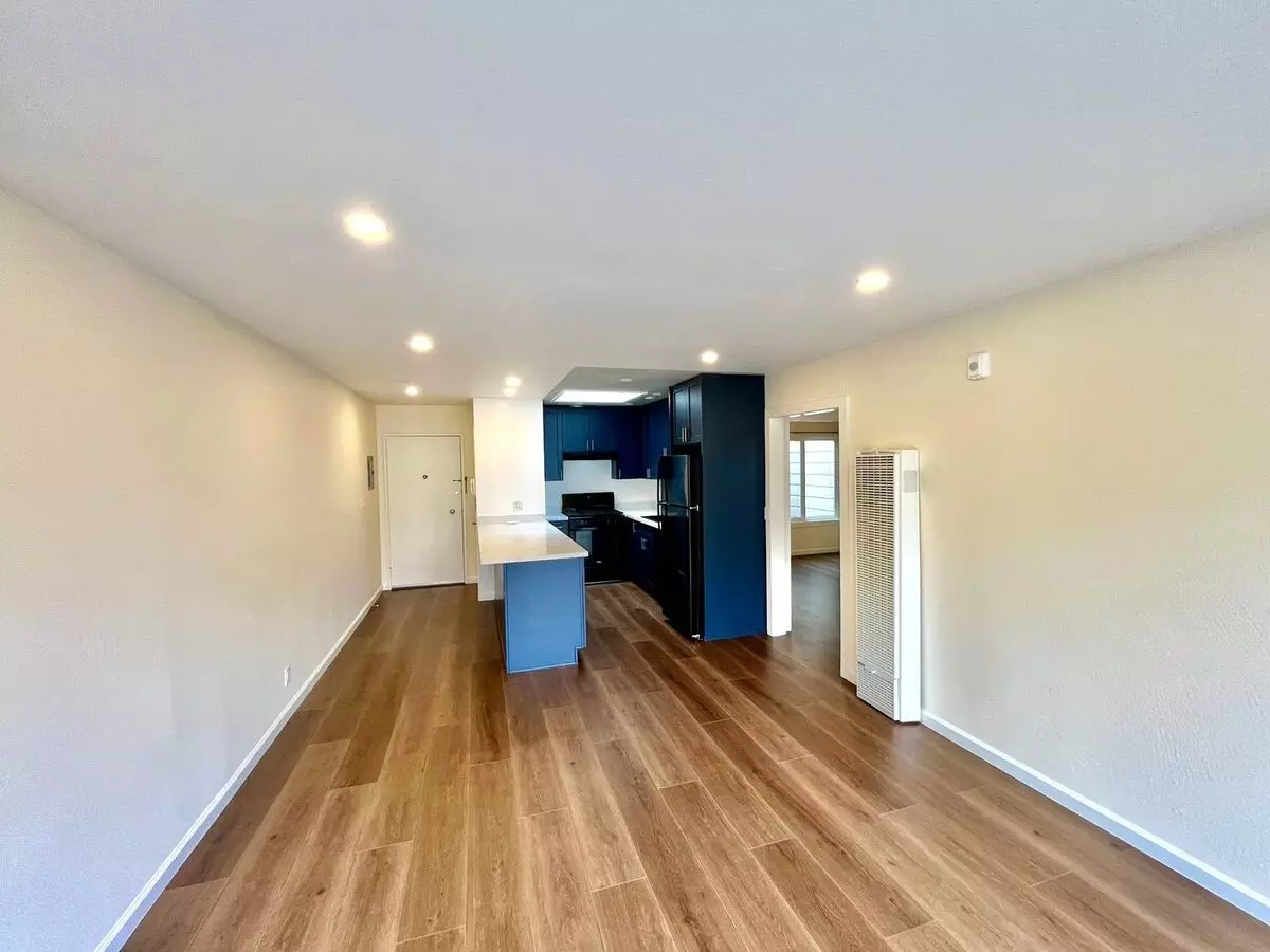 2 Beds • 1 Bath floor plan