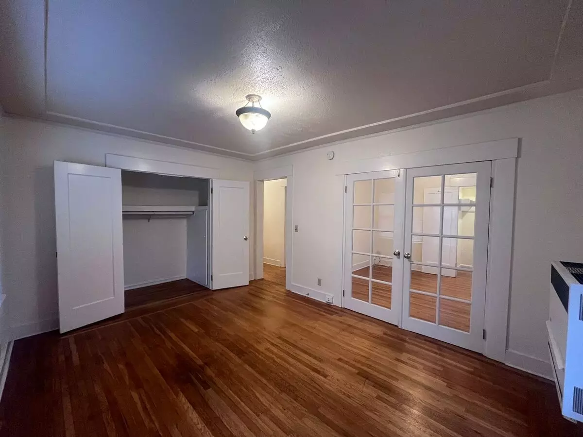 1 Bed • 1 Bath 3806 floor plan