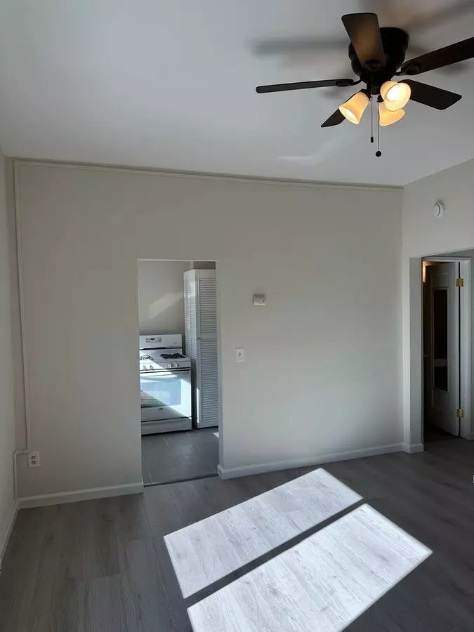 Studio, 1 Bath Model floor plan
