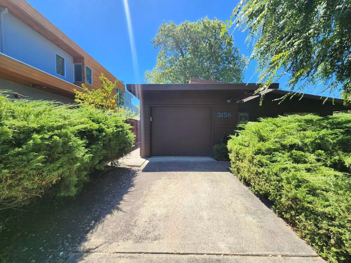 2 Beds • 1 Bath floor plan