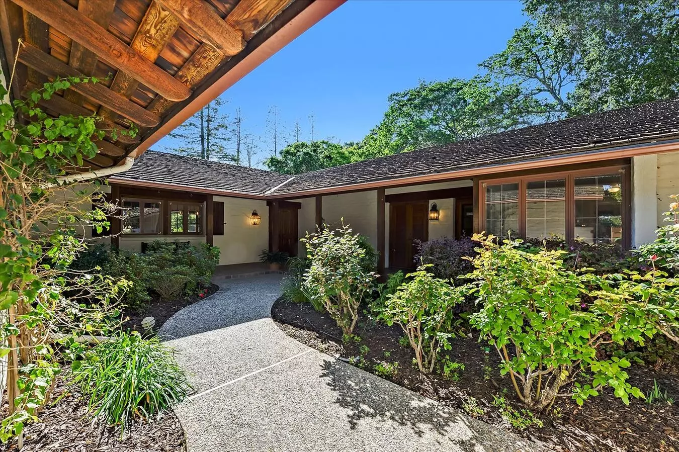 3 Beds • 2 Bath floor plan