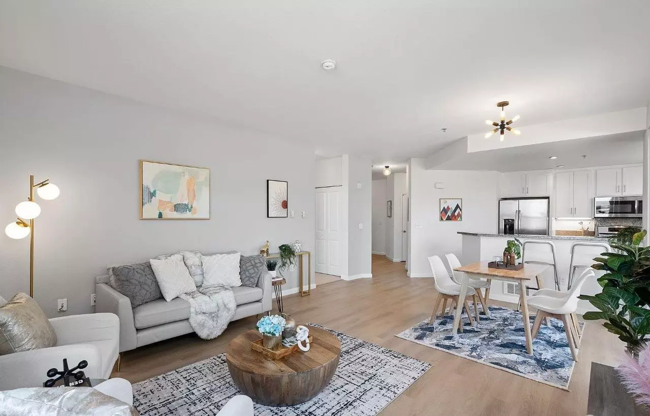 2 Beds • 2 Bath floor plan