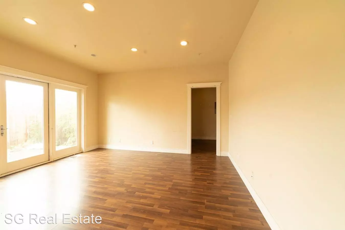 2 Beds • 1 Bath floor plan
