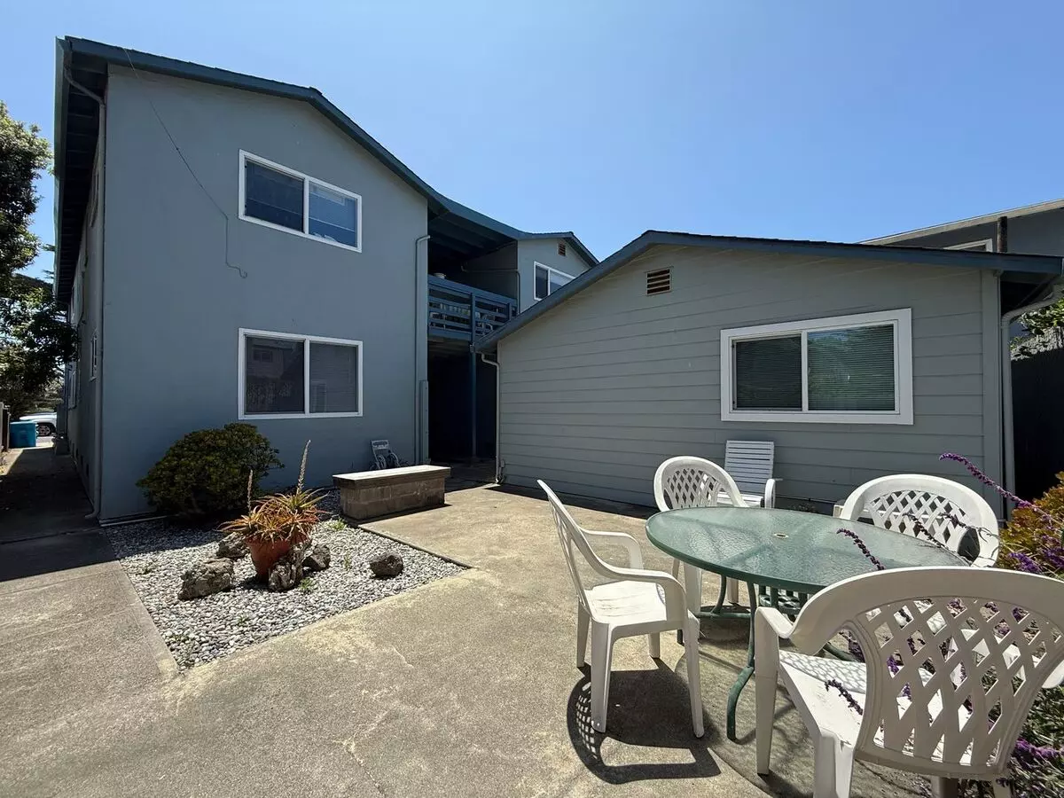 1 Bed • 1 Bath 2 floor plan
