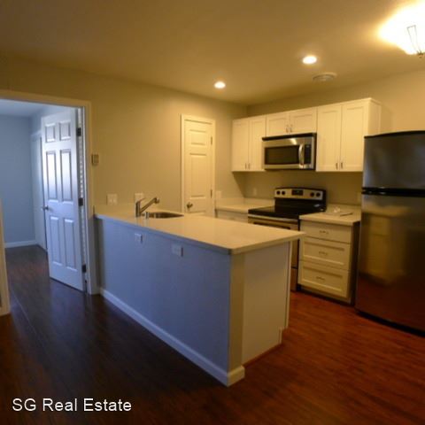 1 Bed • 1 Bath 4 floor plan