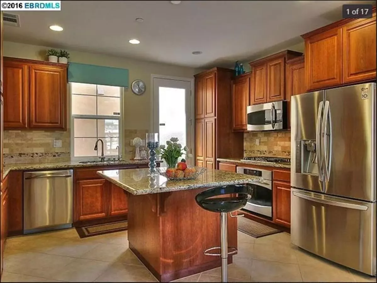 3 Beds • 2 Bath - floor plan