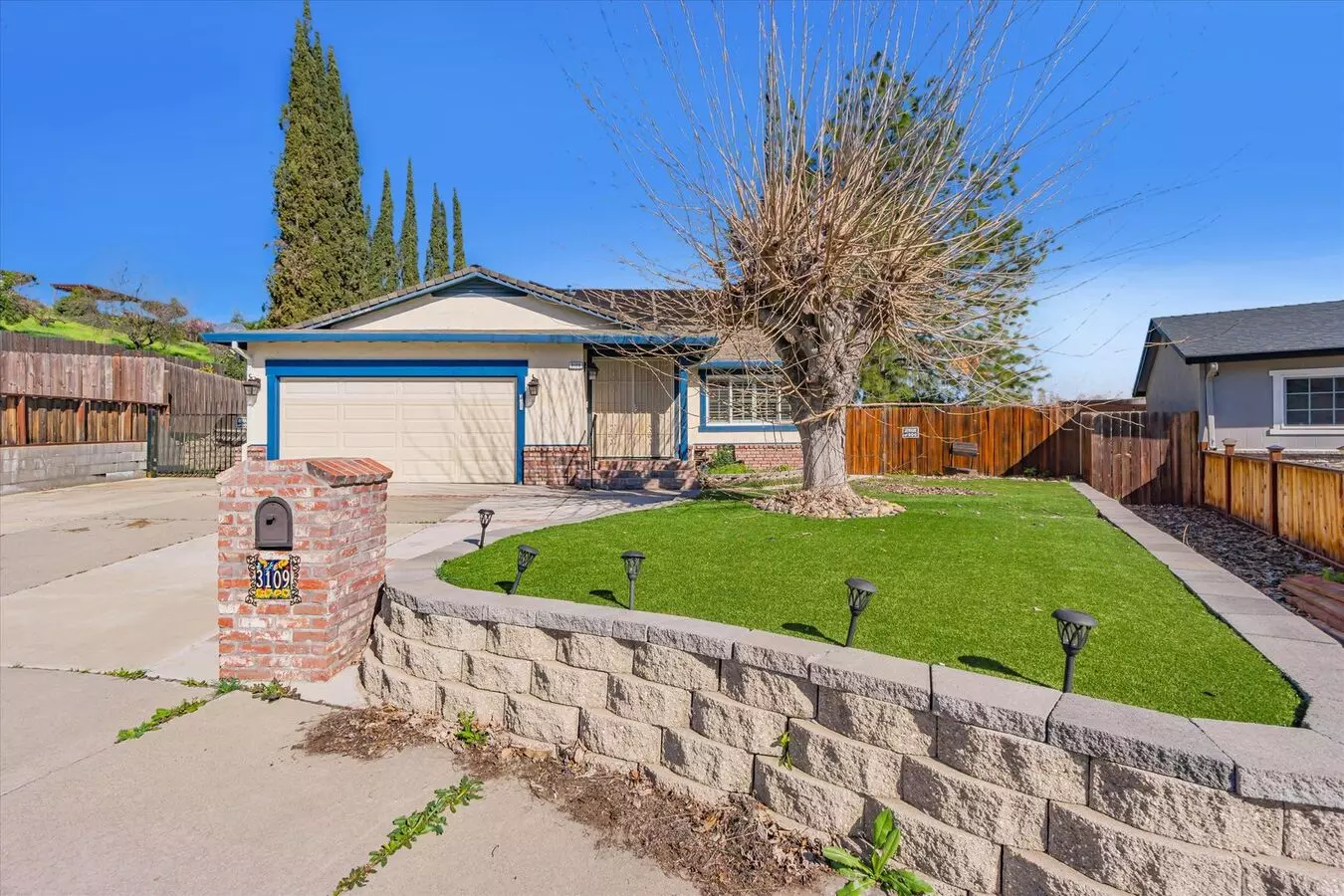 3 bd · 2 ba · 1,677 sqft floor plan
