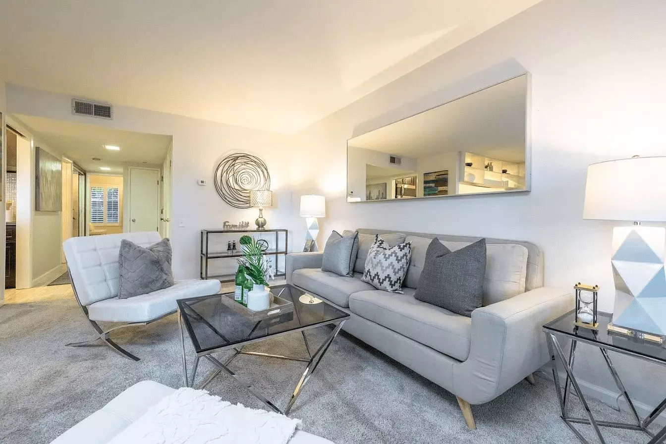 Unit 8239 floor plan