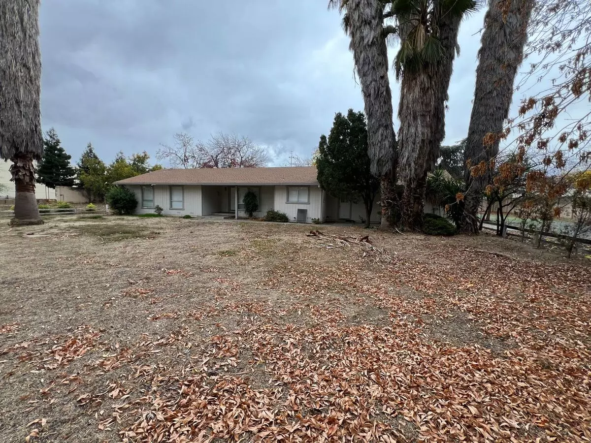 3 Beds • 2 Bath floor plan