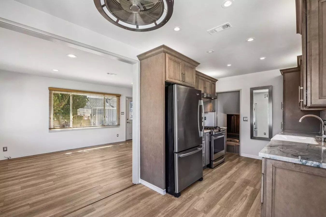 Unit B B floor plan
