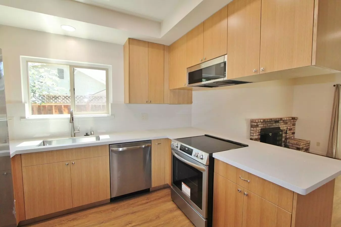 4 Beds • 2 Bath floor plan
