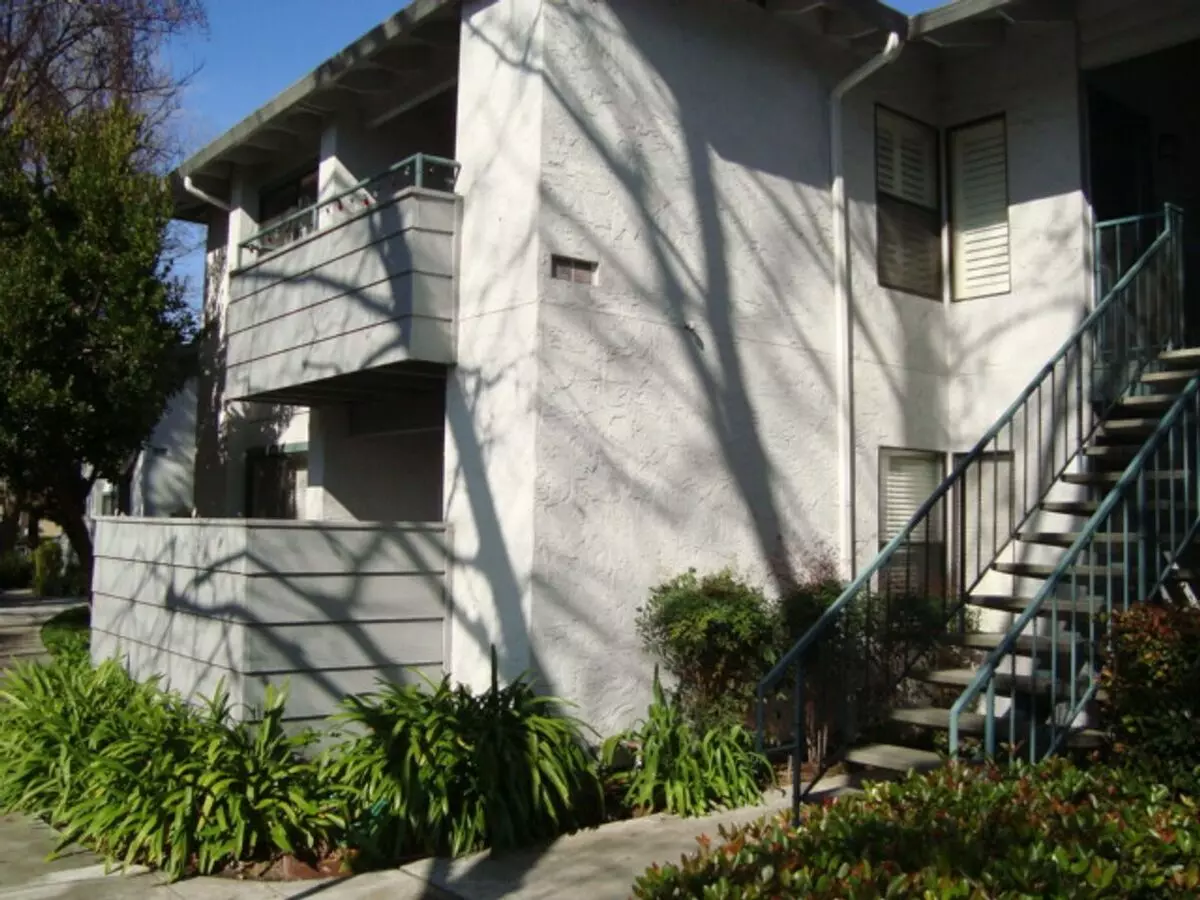 1 Bed • 1 Bath floor plan