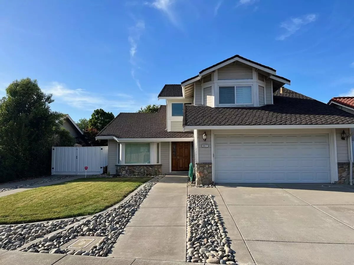 4 Beds • 3 Bath - floor plan