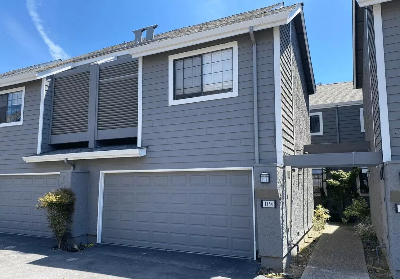 3 Beds • 2 Bath floor plan