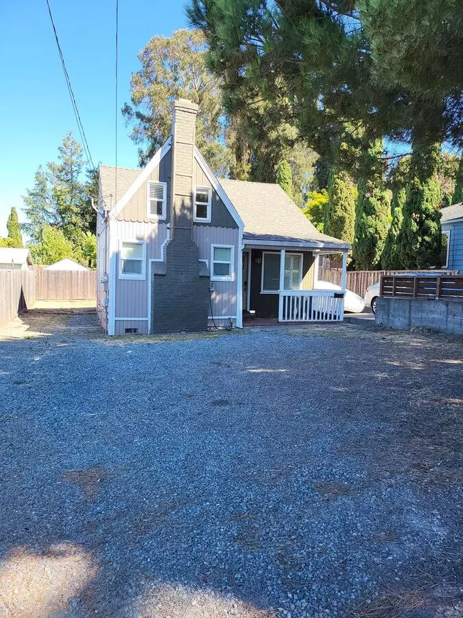 3 Beds • 2 Bath floor plan