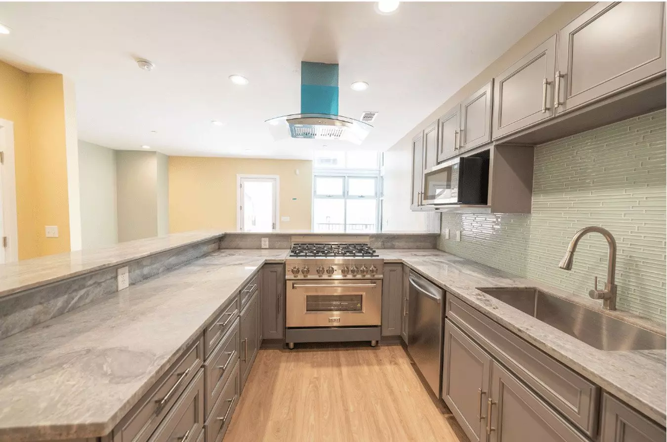 4 Beds • 4 Bath 4 floor plan