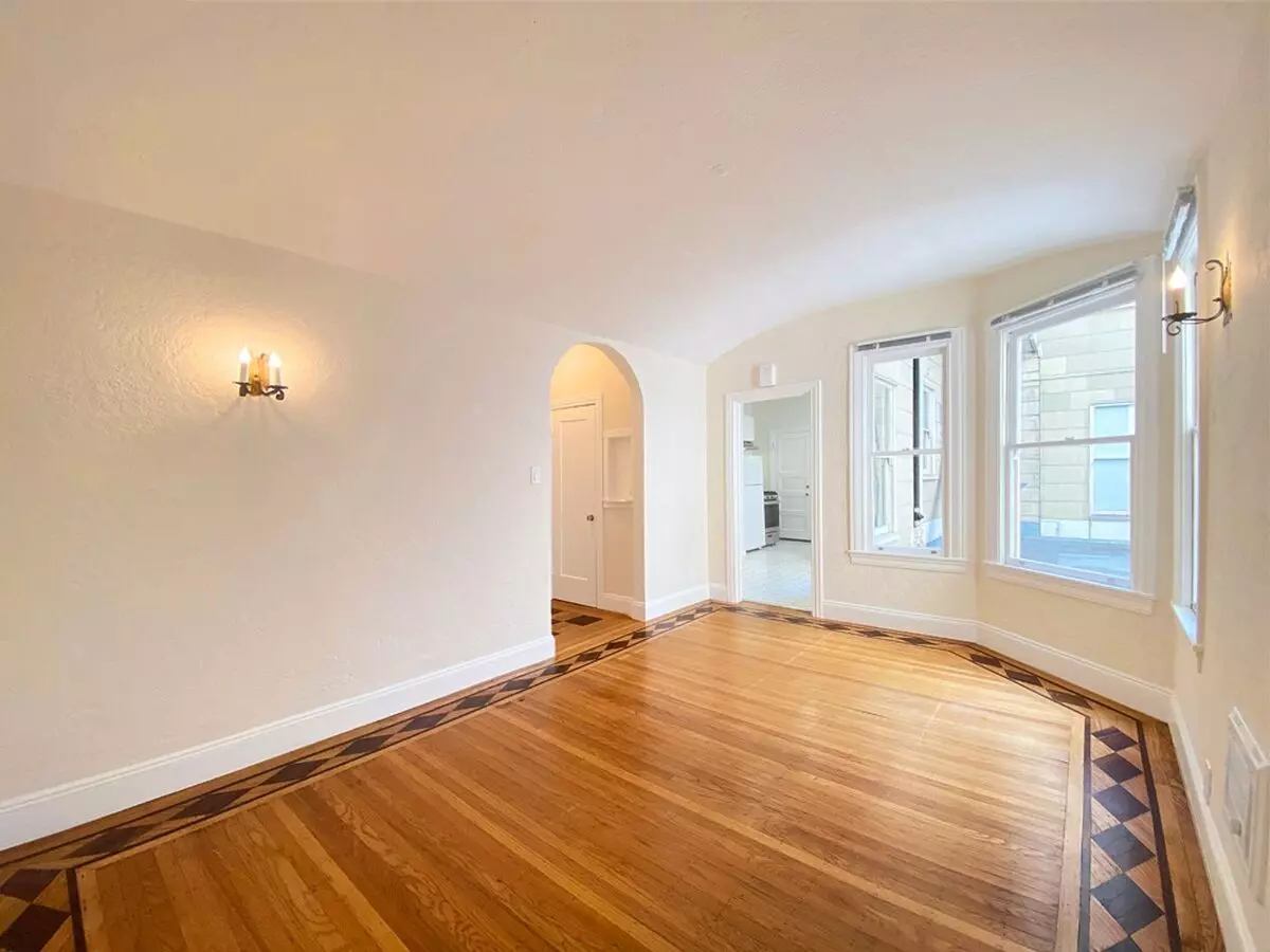 Studio • 1 Bath 19 floor plan