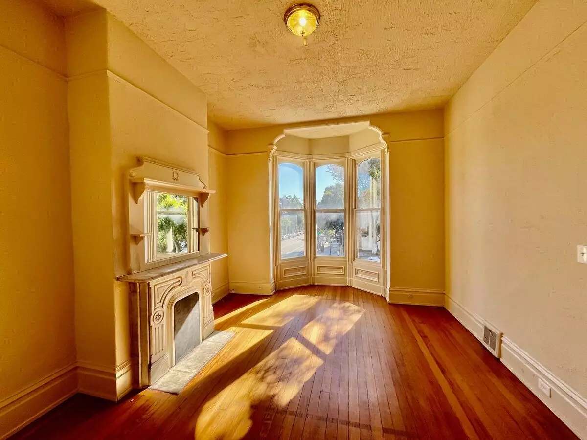 4 Beds • 1 Bath floor plan