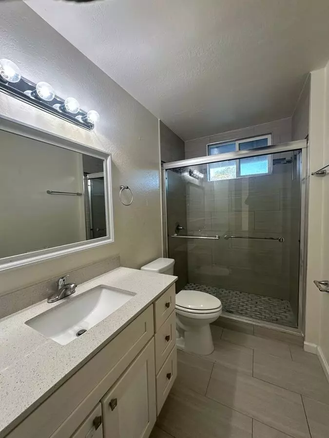 2 Beds, 1 Bath Model floor plan