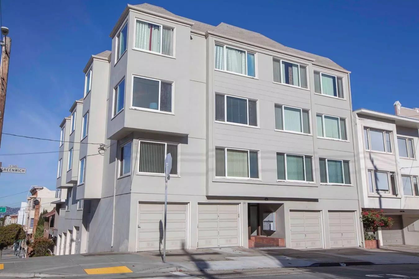 1 Bed • 1 Bath 10 floor plan