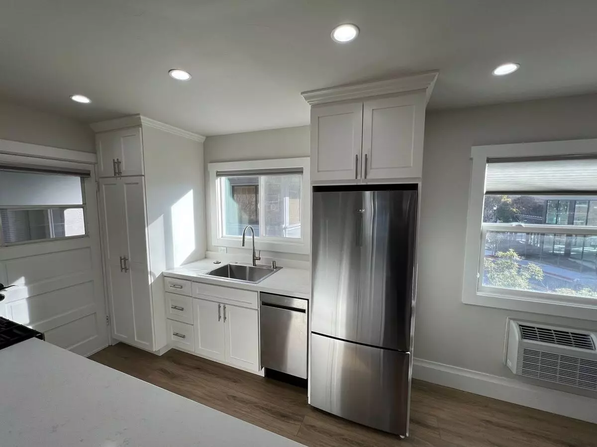 2 Beds • 1 Bath floor plan