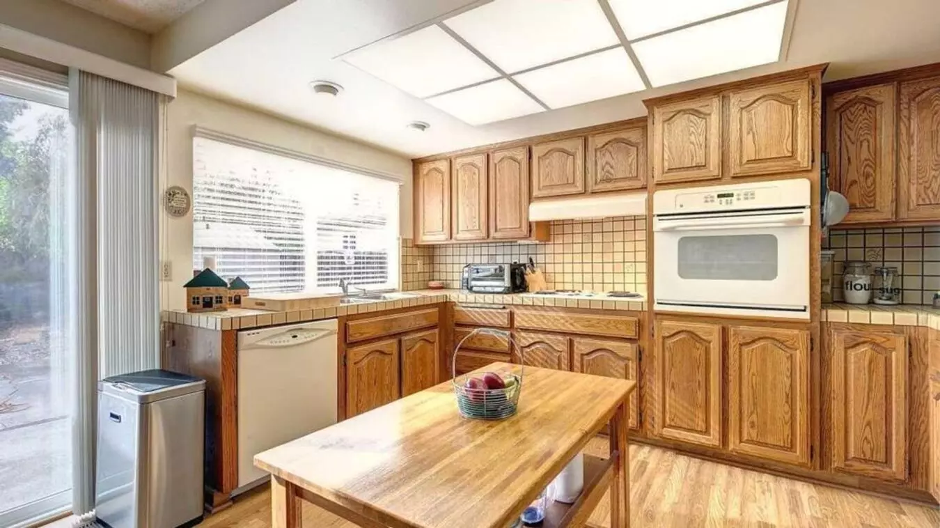 4 Beds • 2 Bath - floor plan