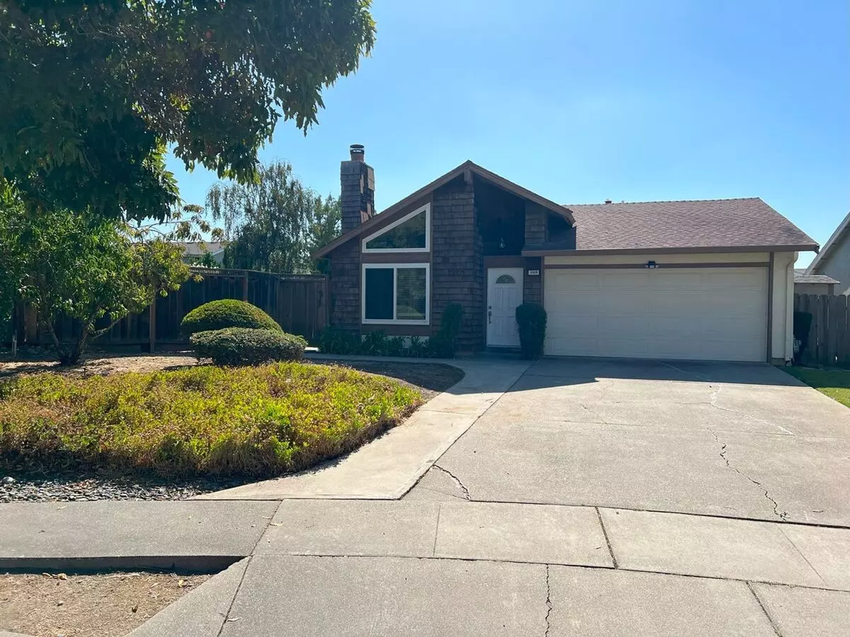3 Beds • 2 Bath floor plan