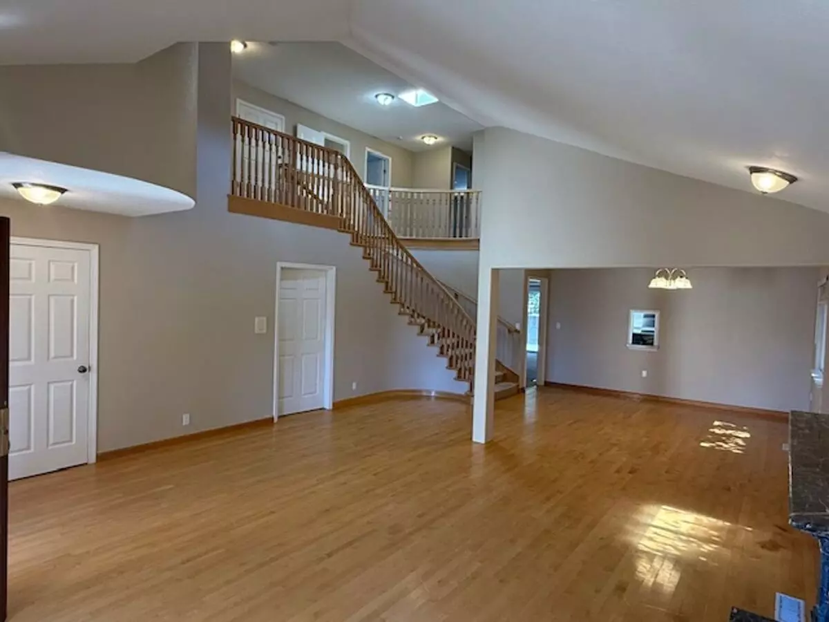 3 Beds • 3 Bath floor plan