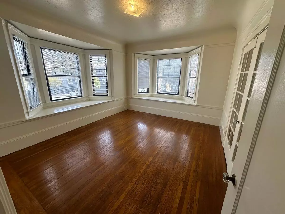 1 Bed • 1 Bath 01 floor plan