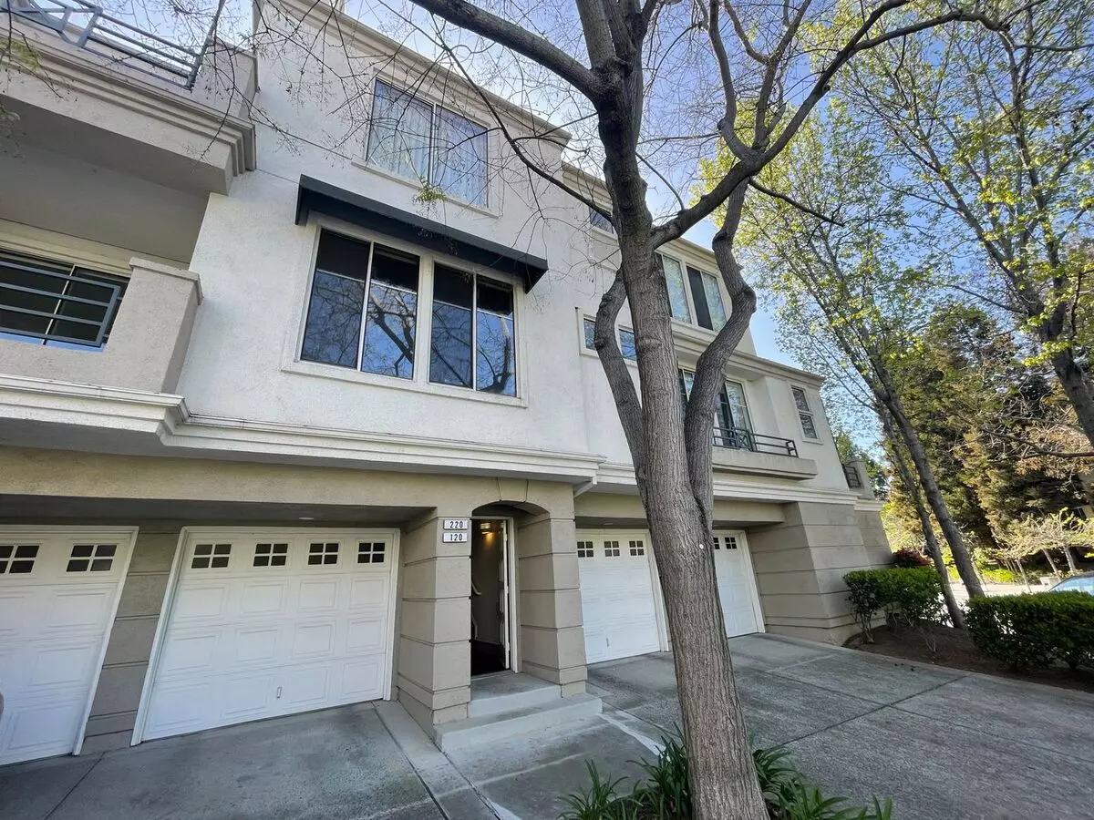 2 Beds • 2 Bath 120 floor plan