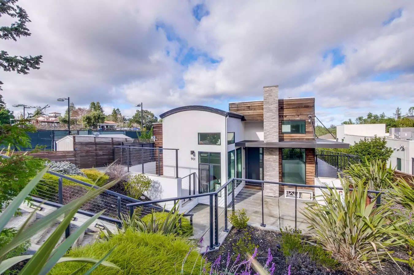 5 Beds • 5 Bath - floor plan